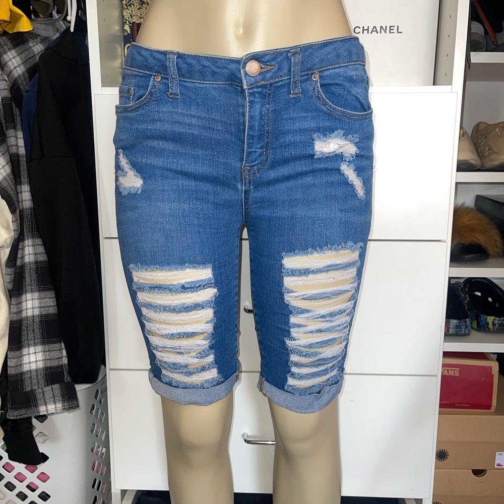 WAXJEAN Ripped Shorts